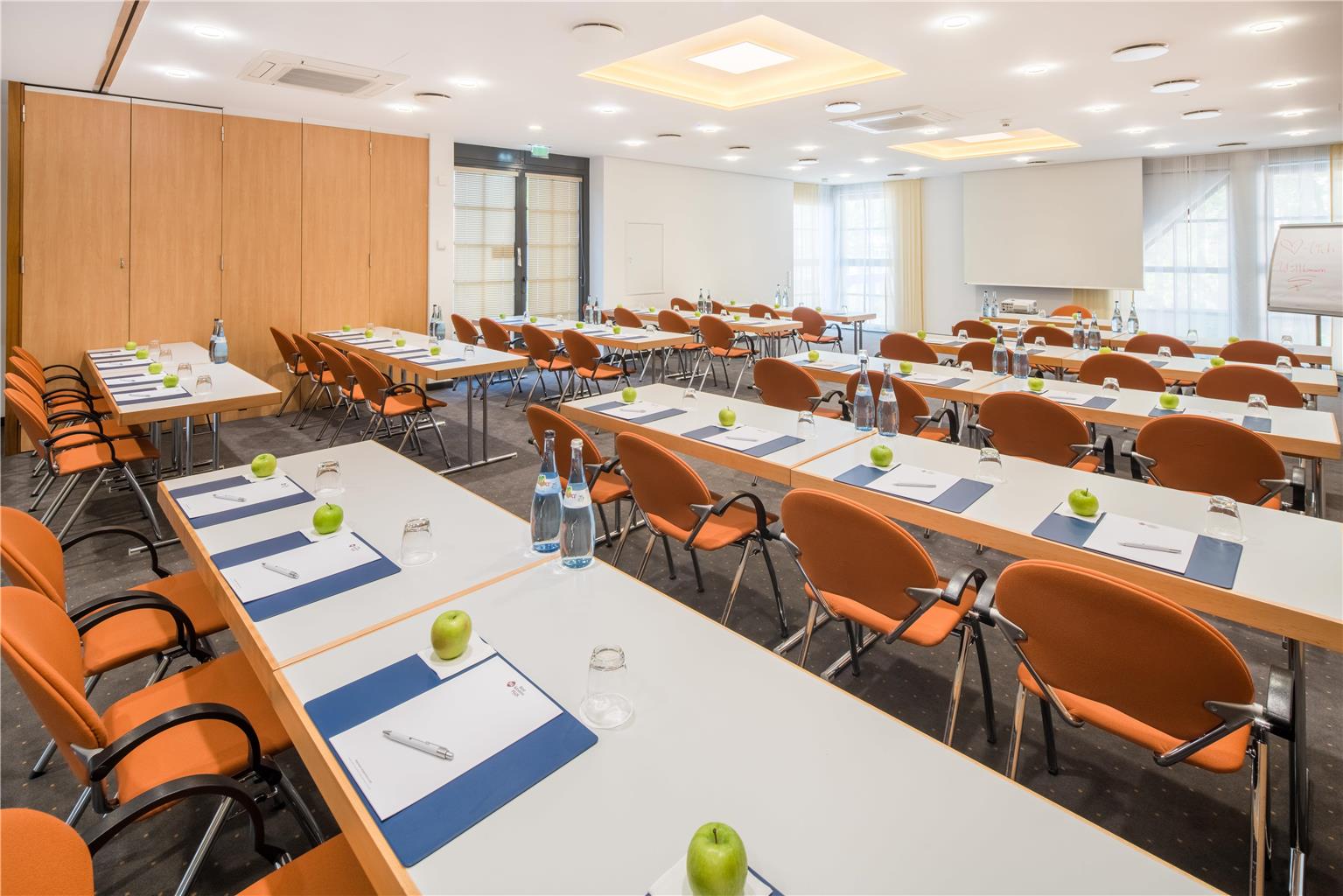 Best Western Plus Hotel Am Schlossberg, Europastrasse 13 in Nuertingen