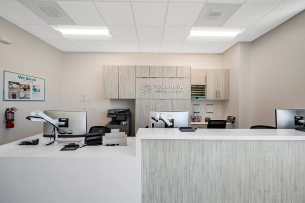 Images Valencia Modern Dentistry