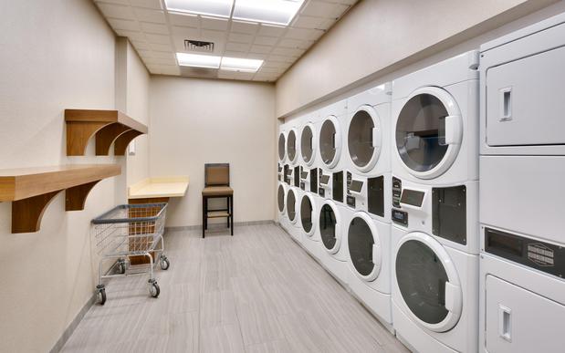 Images Staybridge Suites Gainesville I-75 by IHG