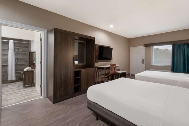 Images Best Western La Place Inn