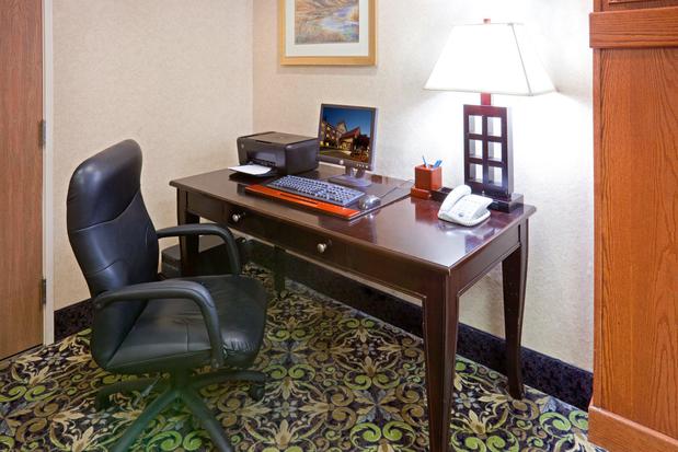 Images Staybridge Suites Lubbock - University Area by IHG