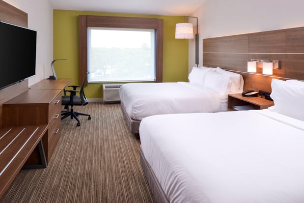 Images Holiday Inn Express & Suites Omaha - 120th And Maple by IHG