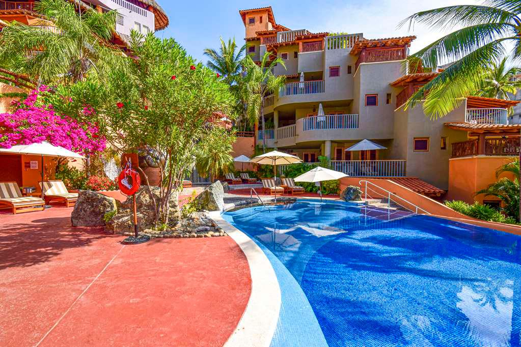 Images Hilton Grand Vacations Club Zihuatanejo Mexico