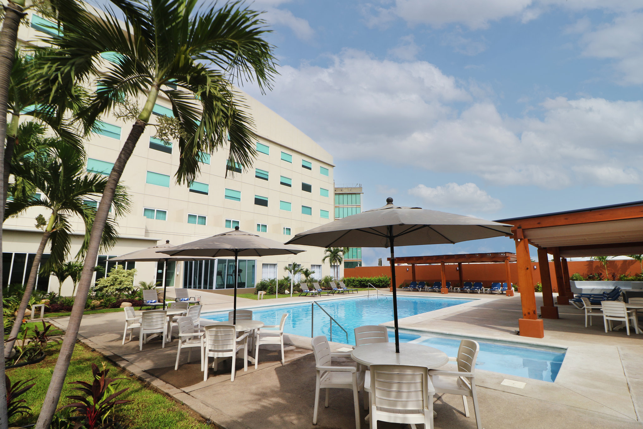 Images Holiday Inn Express Manzanillo by IHG