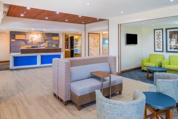 Images Holiday Inn Express & Suites Bismarck by IHG