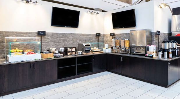 Images Embassy Suites by Hilton Chicago North Shore Deerfield