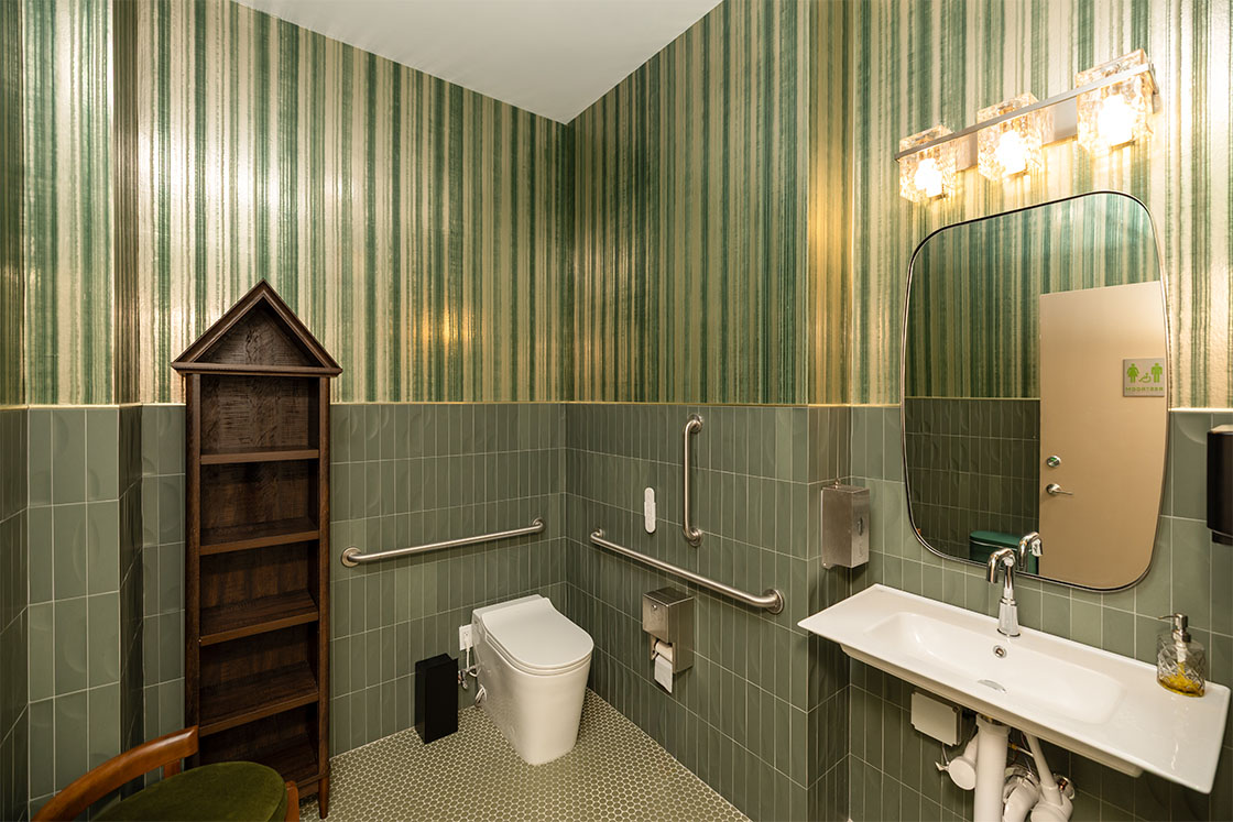 Smiles on the Upper Westside Image