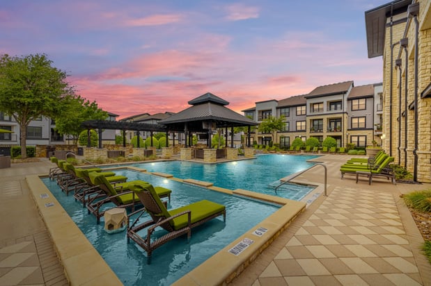 Images The Edge at Glade Parks Apartments