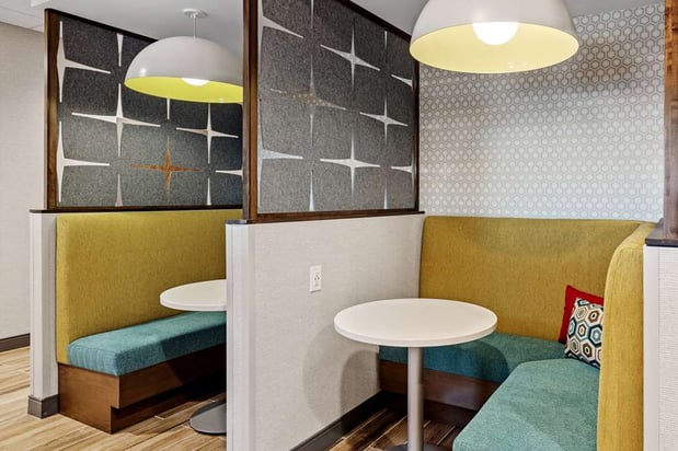 Images Hampton Inn Suites Cincinnati West