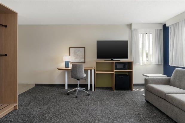 Images Spark by Hilton Carlisle South