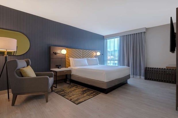 Images DoubleTree by Hilton Palmdale