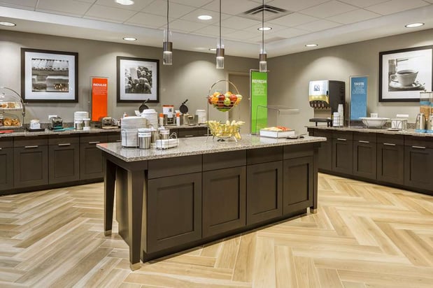 Images Hampton Inn & Suites Newport/Cincinnati