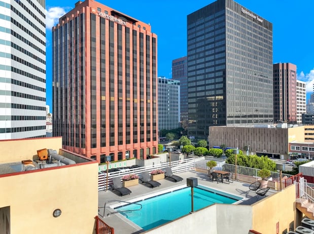 Images Ashton Towers