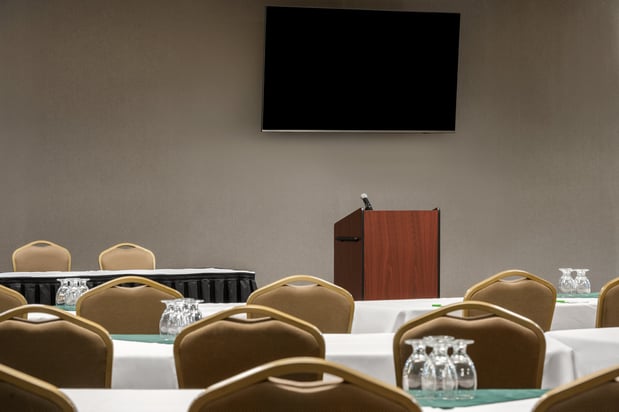 Images Holiday Inn Ontario by IHG