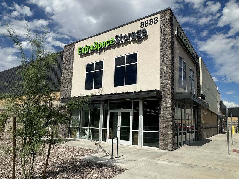 Images Extra Space Storage