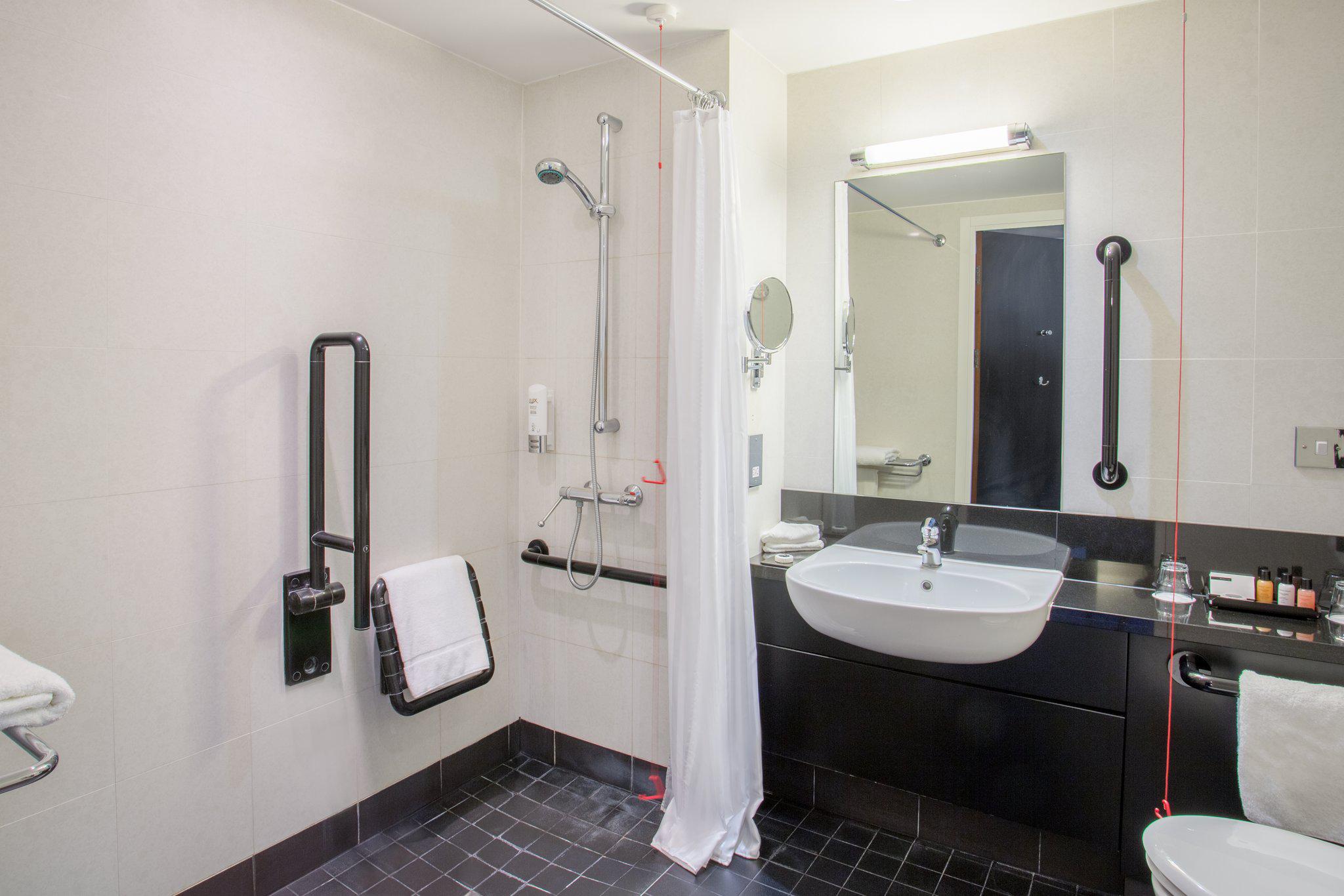 Images Crowne Plaza Marlow, an IHG Hotel