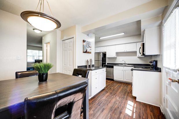 Images Booker Creek Townhouse Apartments