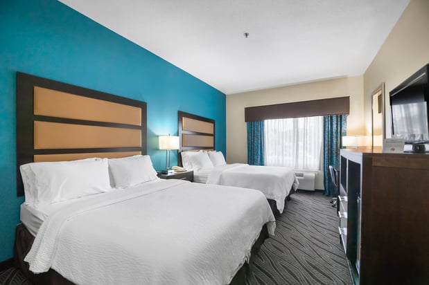 Images Holiday Inn Express Ludlow - Chicopee Area by IHG