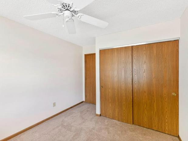 Images Waterford Apts