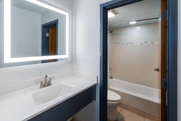 Images Holiday Inn Resort South Padre Island-Beach Front by IHG