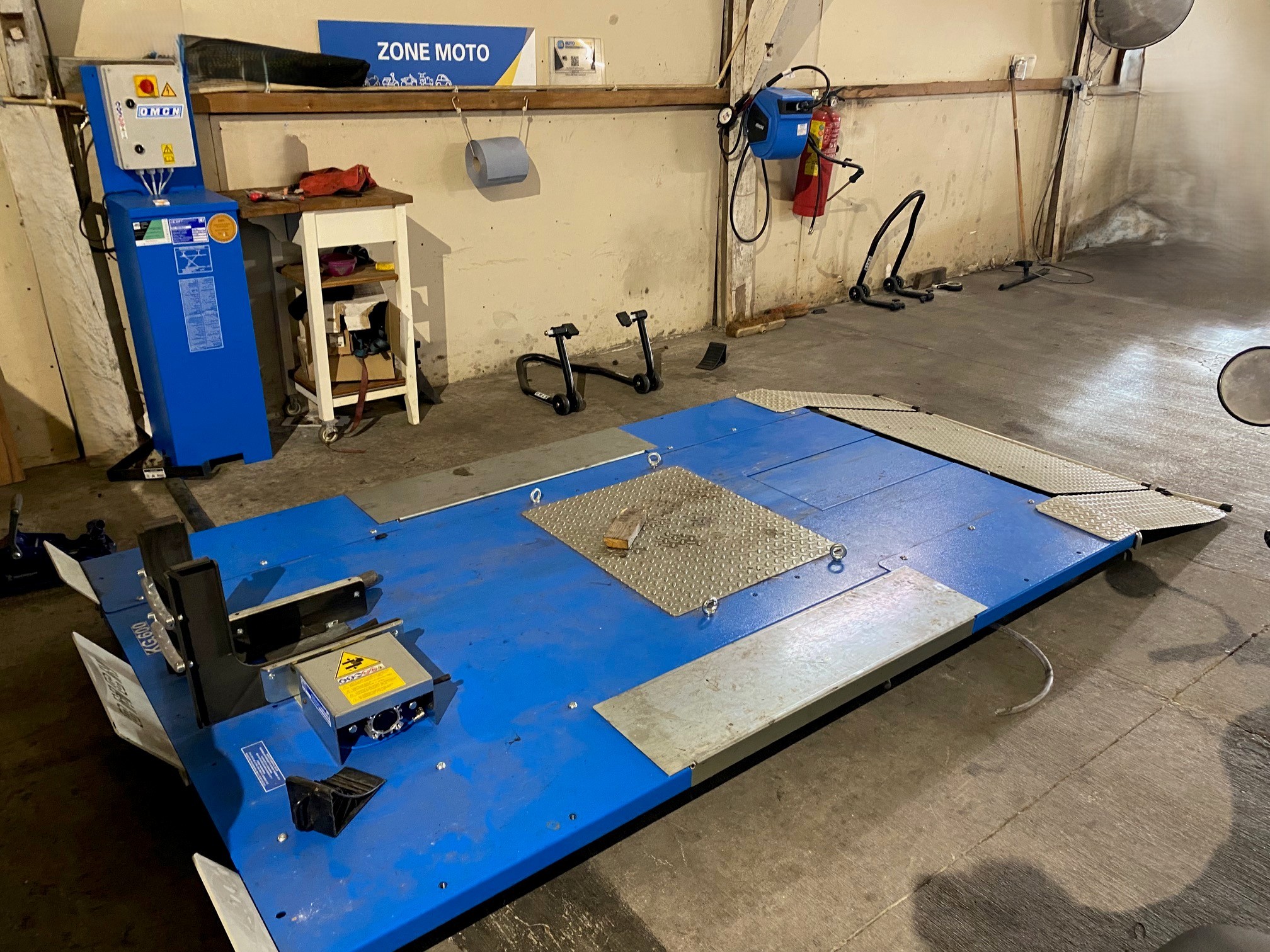 Images AS Auto Sécurité Contrôle technique VERSAILLES