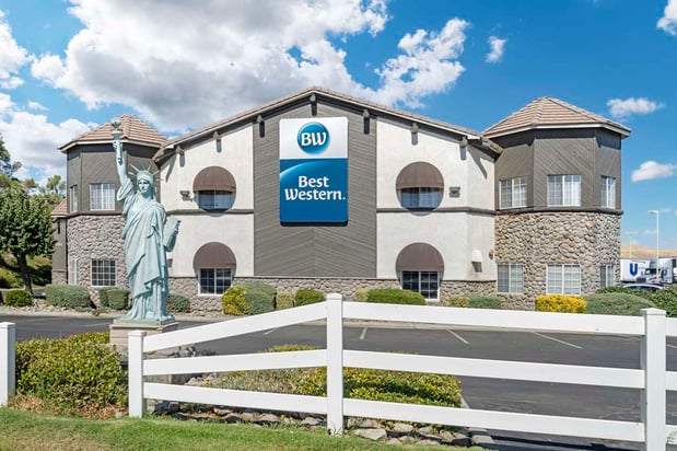 Images Best Western Liberty Inn