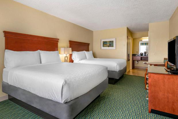 Images Holiday Inn Resort Orlando Lake Buena Vista by IHG
