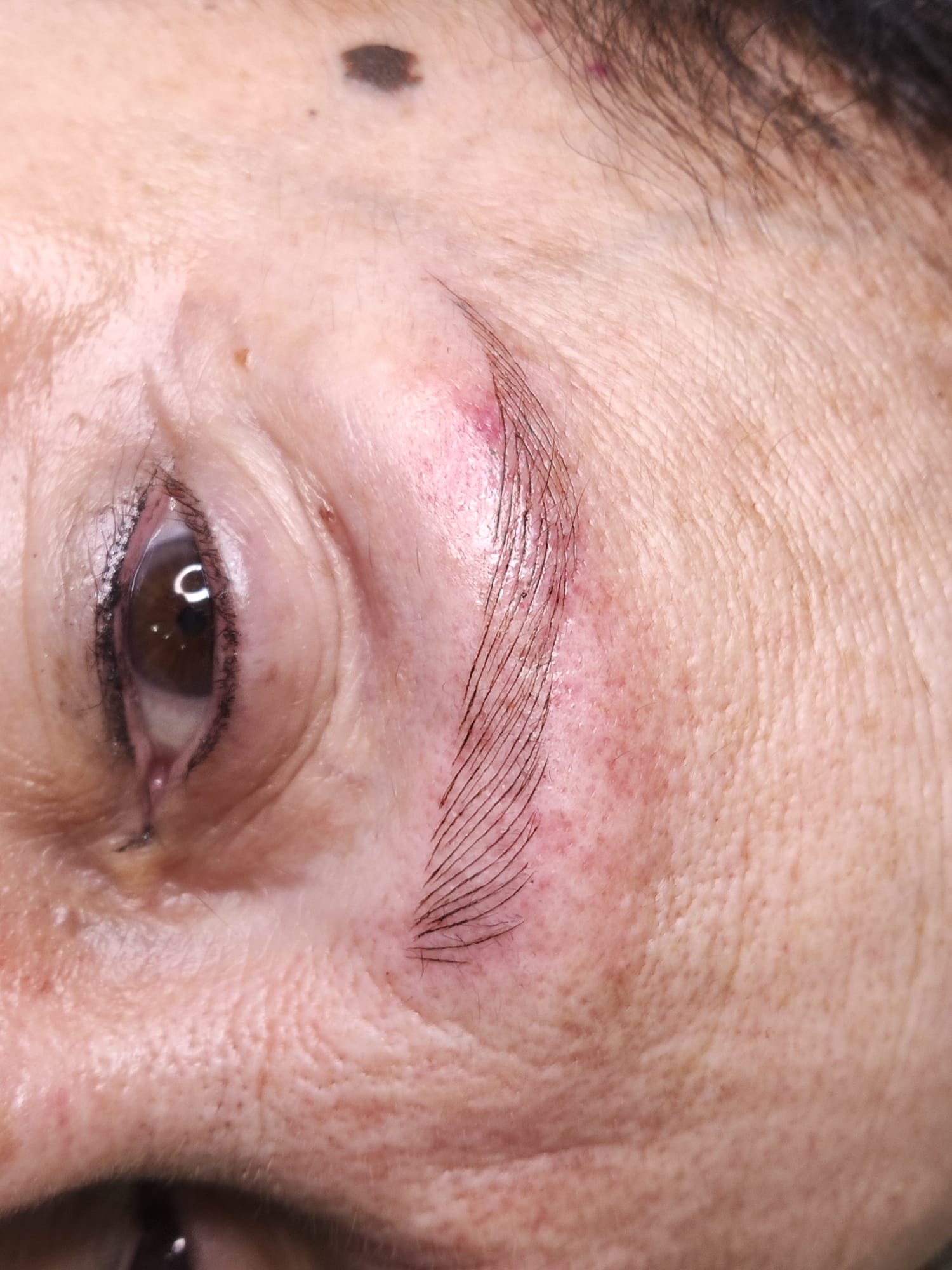 Images Dc Brows & lashes