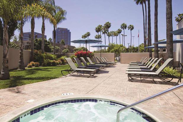 Images Embassy Suites by Hilton San Diego La Jolla