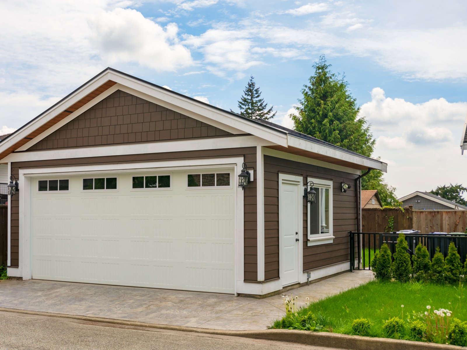 Good Guys Garage Doors