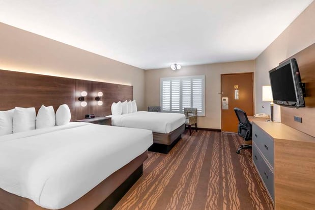 Images Best Western Plus Stovall's Inn