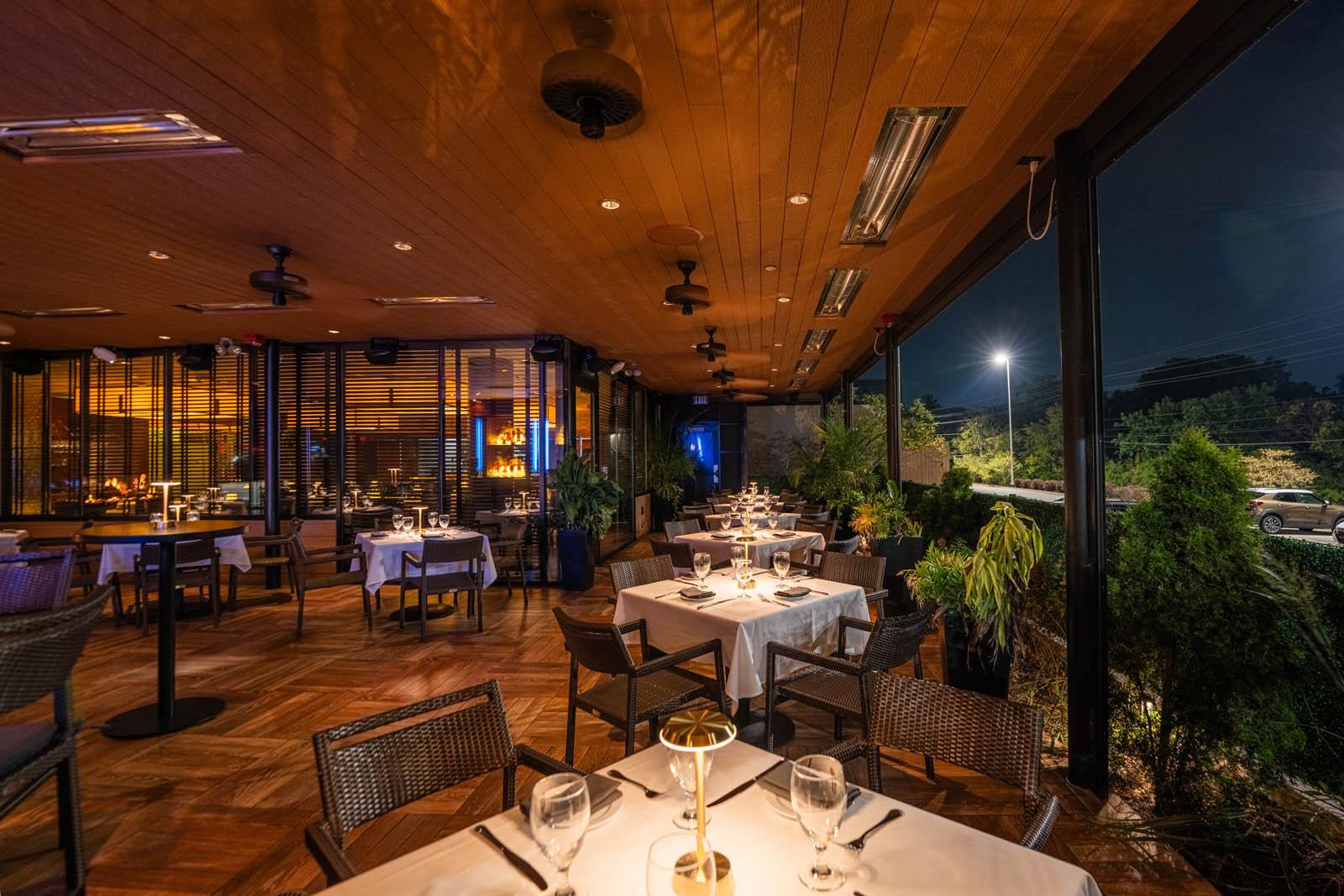 The terrace dining room at Ocean Prime Indianapolis