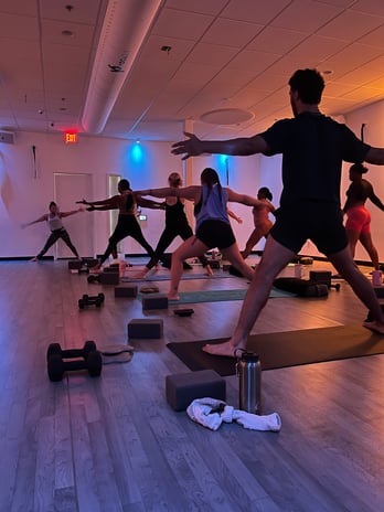 Images YogaSix Clermont