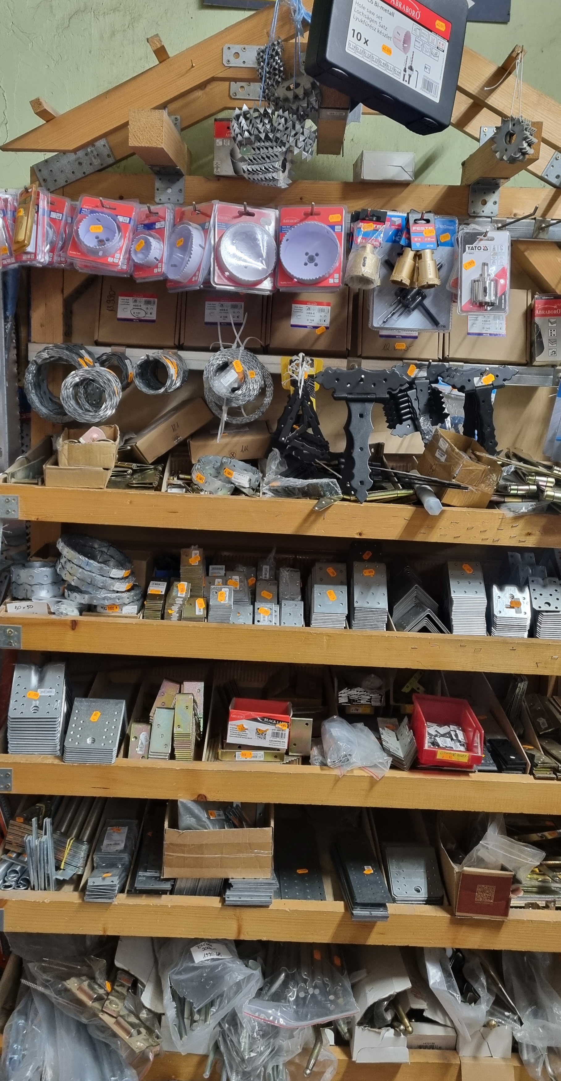 Images 100 Mester Barkácsbolt