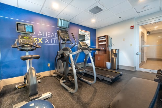 Images Holiday Inn Express & Suites Cocoa Beach by IHG