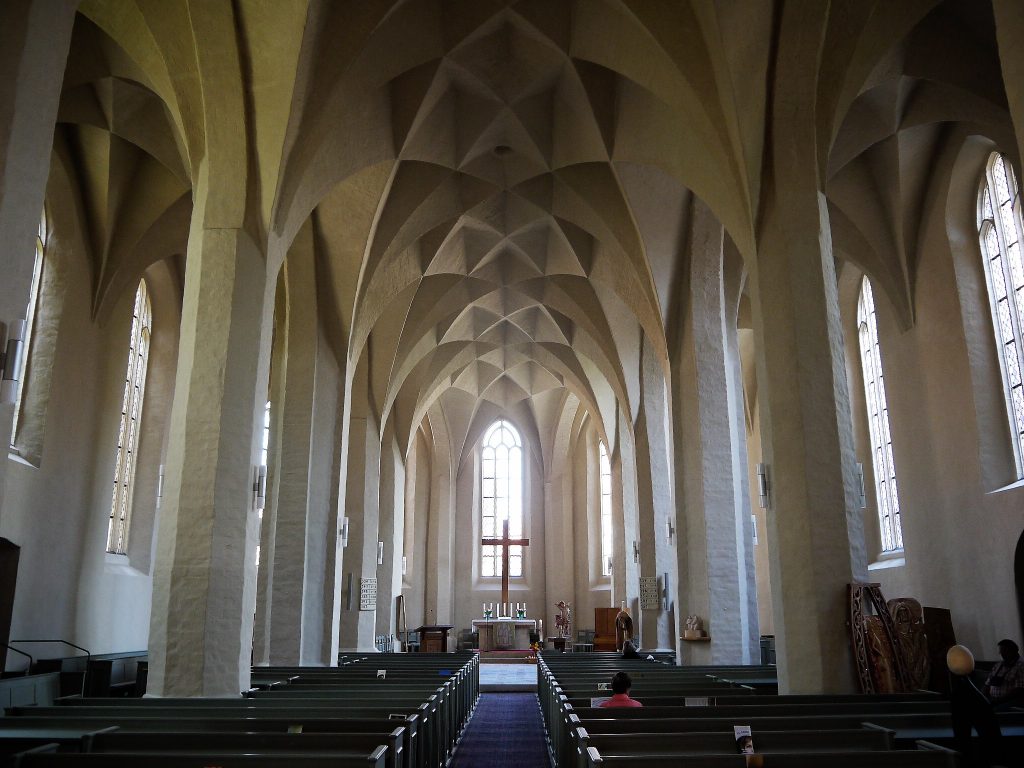 Ev. Peter-und-Paul-Kirche - Senftenberg, Kirchplatz in Senftenberg