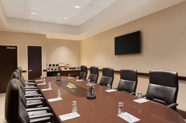 Images Embassy Suites by Hilton Boston Waltham