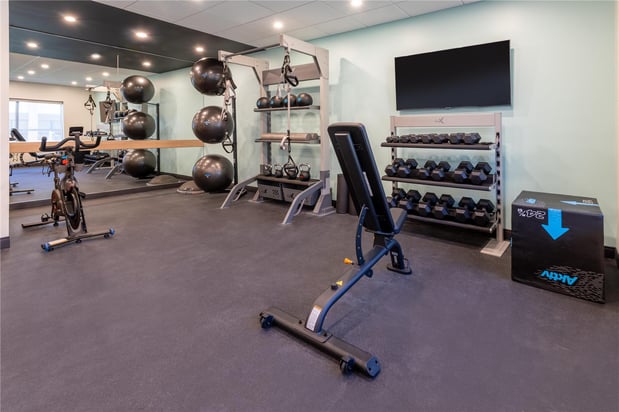 Images Tru by Hilton Commerce