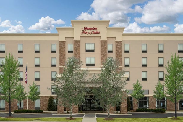 Images Hampton Inn & Suites Roanoke Airport