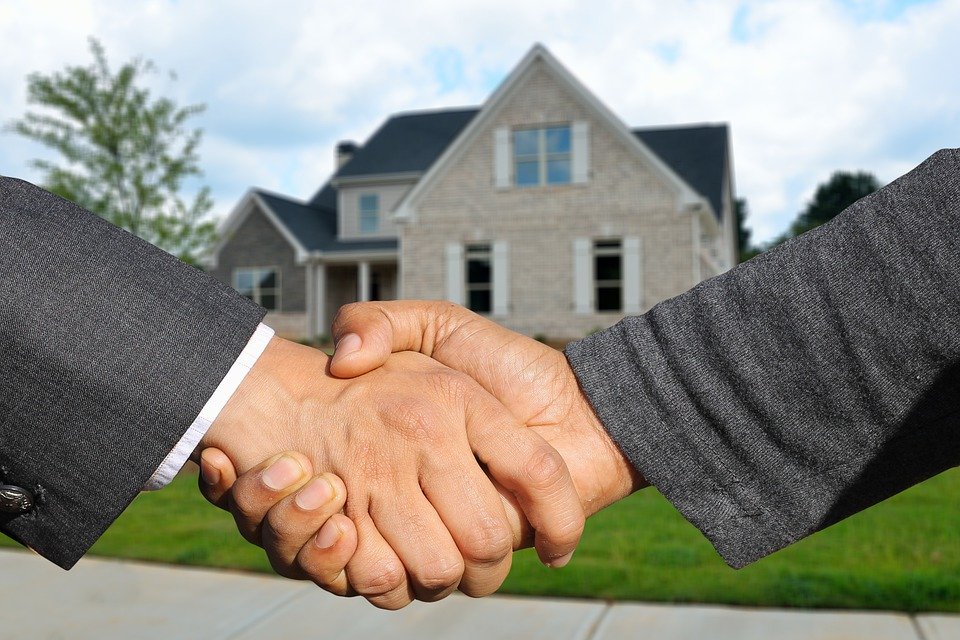 Images Laverdière/Lefrançois Via Capitale - Courtier Immobilier Mascouche