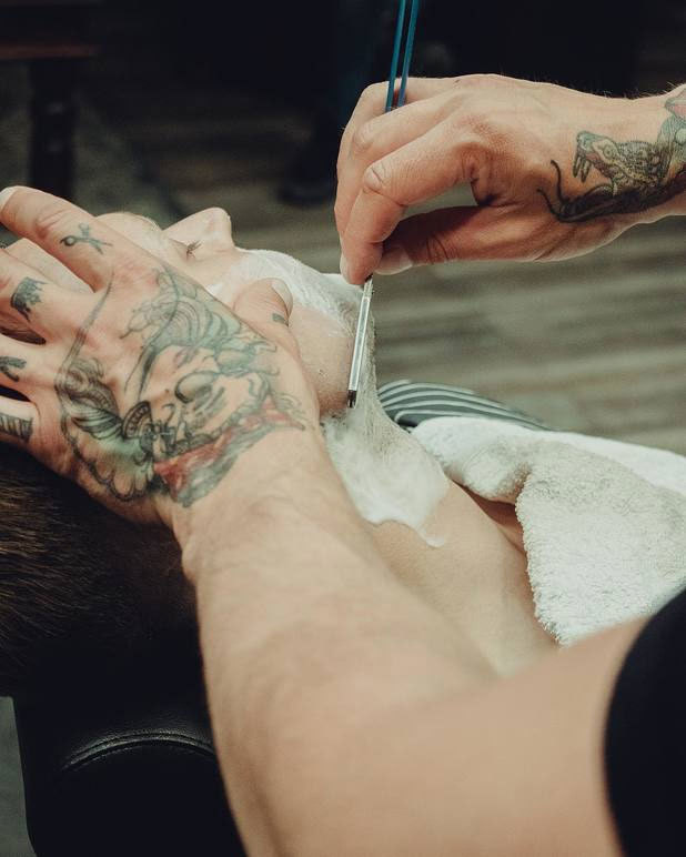 Images Alligator Barbers
