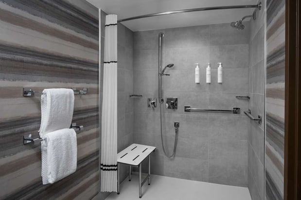 Images Embassy Suites by Hilton Phoenix Biltmore
