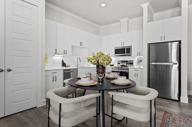 Images Luxe of Denton