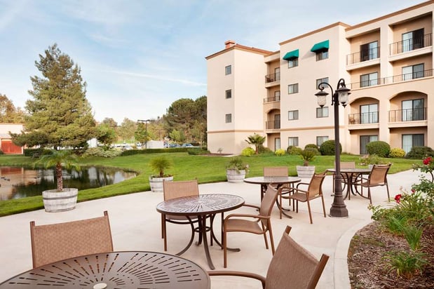 Images Embassy Suites by Hilton Temecula Valley Wine Country