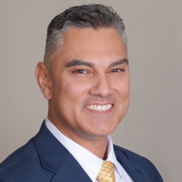 Images Edward Jones - Financial Advisor: Julio Sandoval