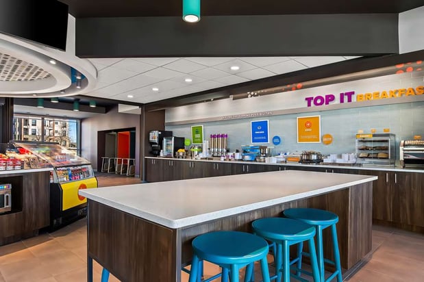 Images Tru by Hilton Rogers Bentonville