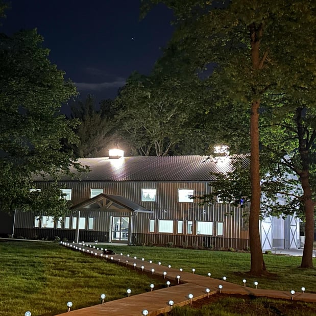 Images PBC Venue - Pole Barn Chic Events, LLC