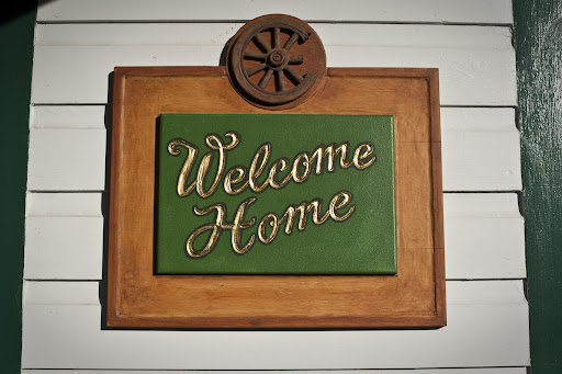 Chico Hot Springs Resort & Day Spa Image