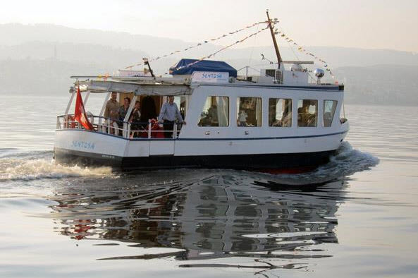 Schiffsbetrieb Sentosa AG, Mythenquai 25 in Zürich