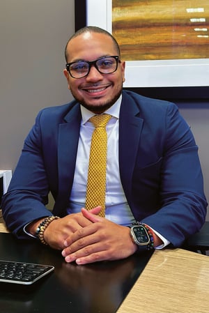 Images Melvin Medrano - Chase Home Lending Advisor - NMLS ID 1196042
